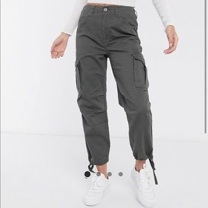 Khaki cargo joggers